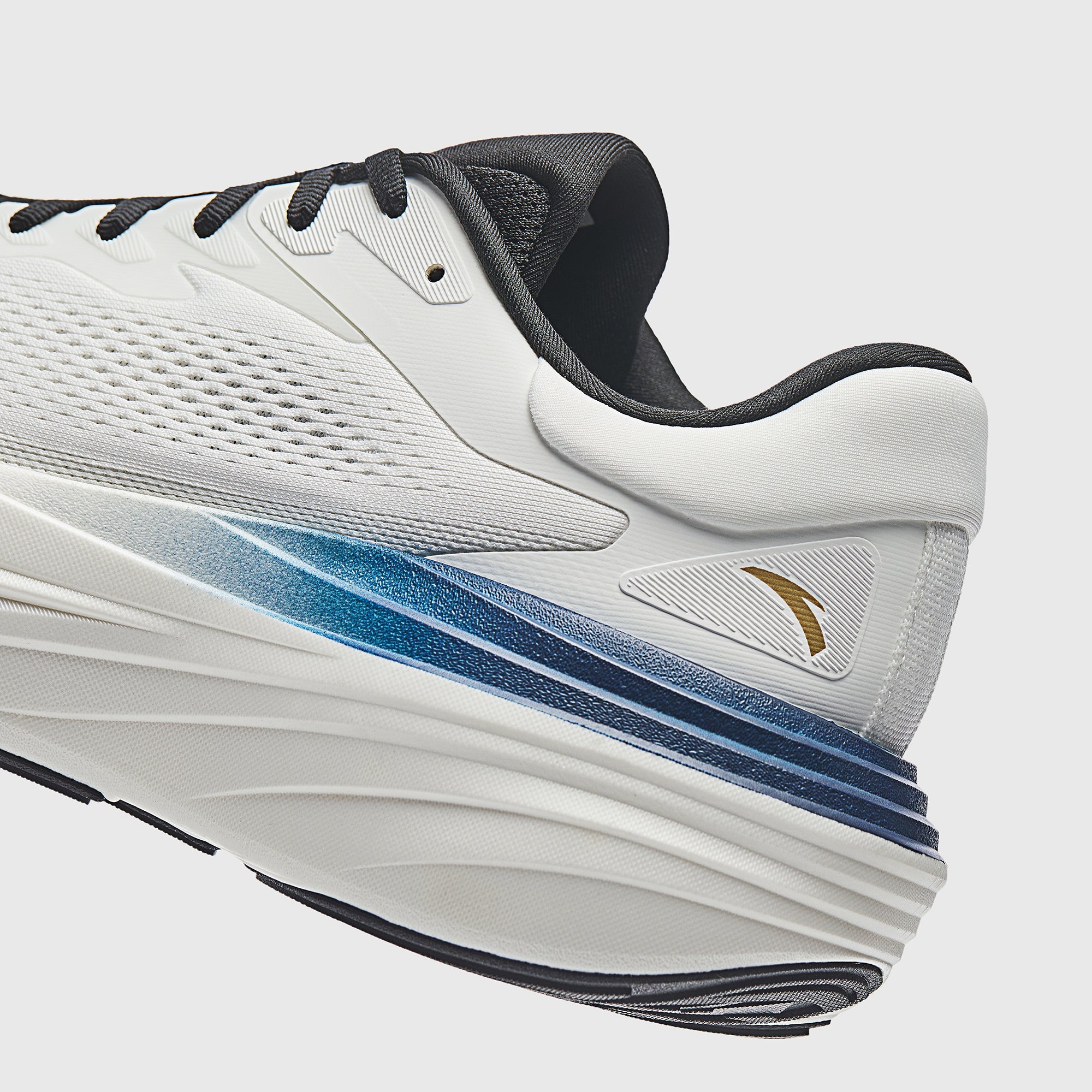 Men's ANTA PG7 2S
