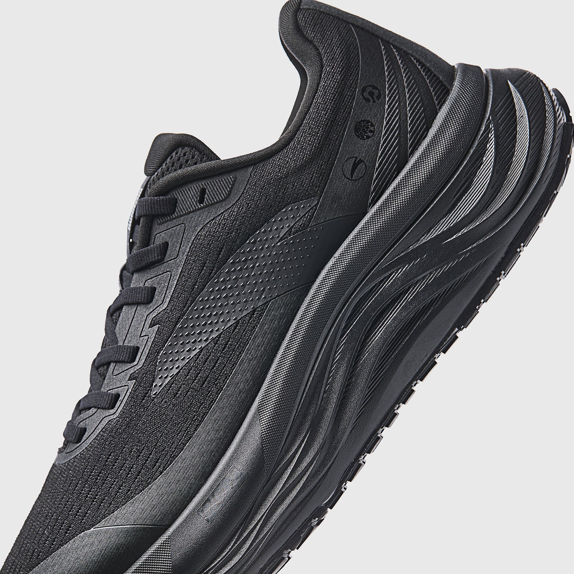 Men's ANTA PG7 2