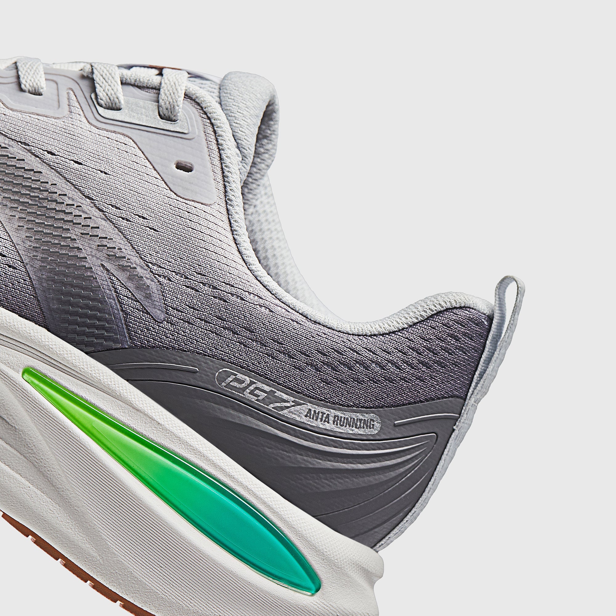 Men's ANTA PG7 2